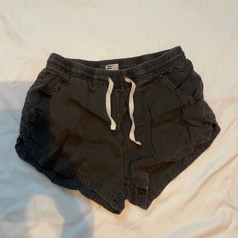 Billabong Road Trippin Shorts in Off-Black size Small